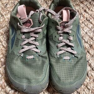 Altra lone peak 6.